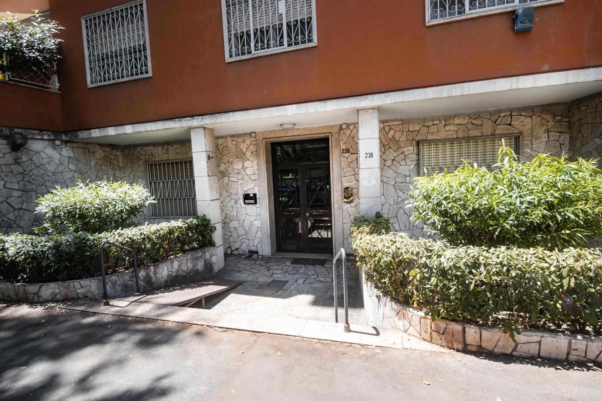 Green Hill Apartment - Exclusive Use โรม ภายนอก รูปภาพ