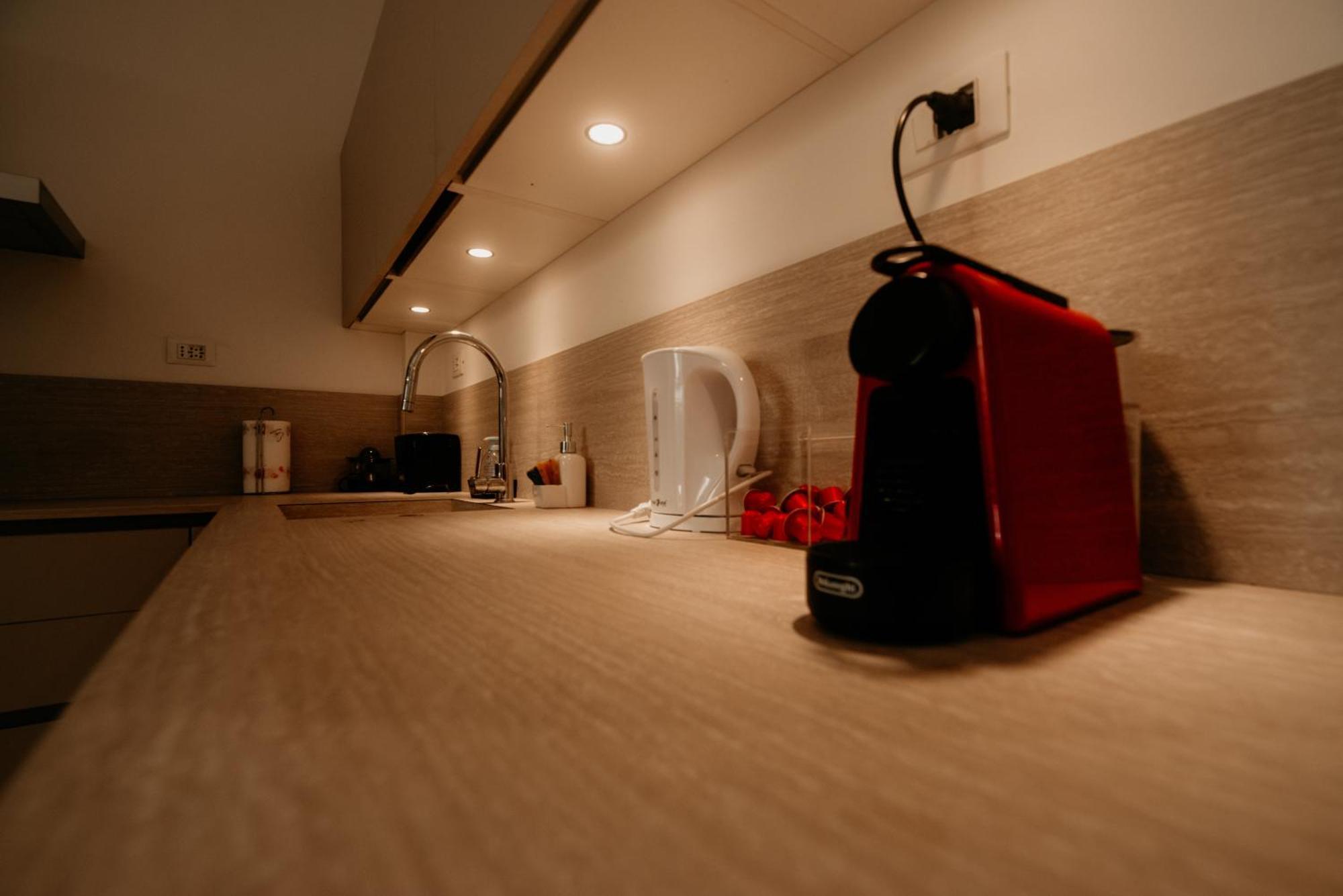 Green Hill Apartment - Exclusive Use โรม ภายนอก รูปภาพ